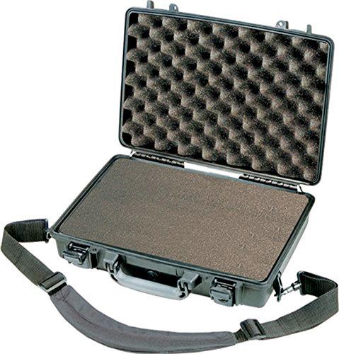 Peli 1470- Maleta rígida con espuma protectora para portátiles de 13", negro